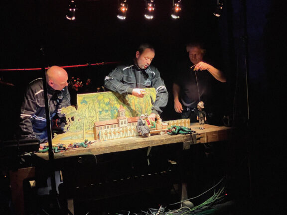 Buchty a loutky: Postradatelní