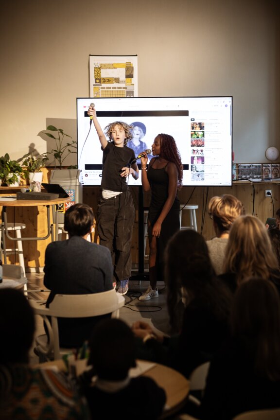 Zapětdvanáct: A proč?