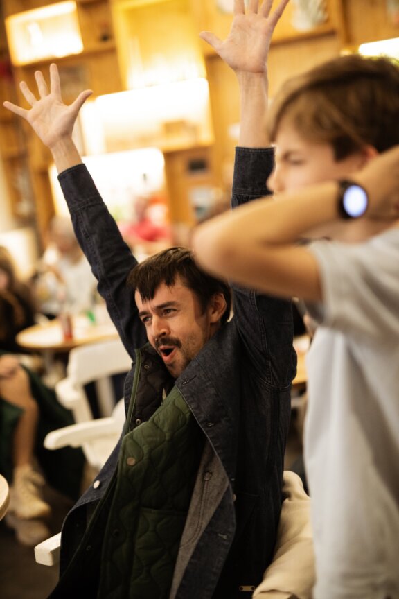 Zapětdvanáct: A proč?