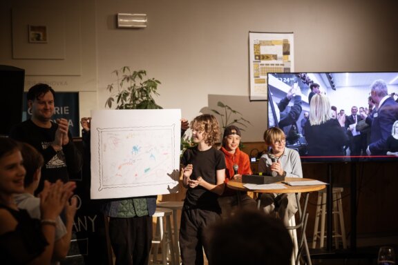 Zapětdvanáct: A proč?