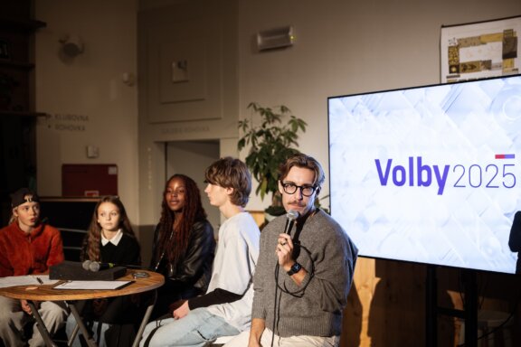 Zapětdvanáct: A proč?