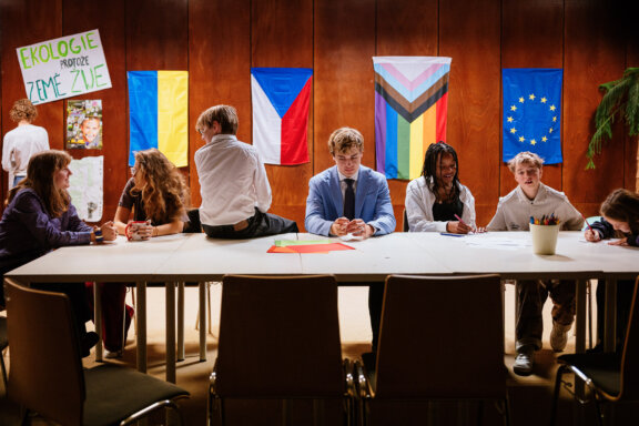 Zapětdvanáct: A proč?