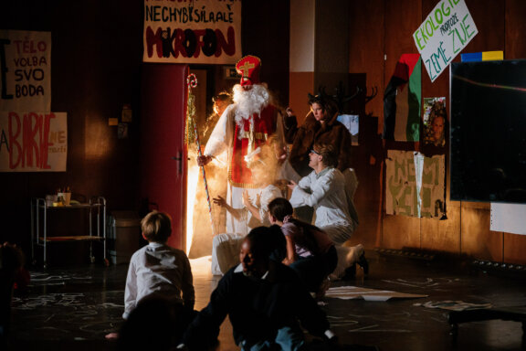 Zapětdvanáct: A proč?