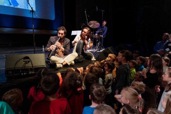 Mladí ladí dětem: Interaktivní koncert Orana Etkina s kapelou